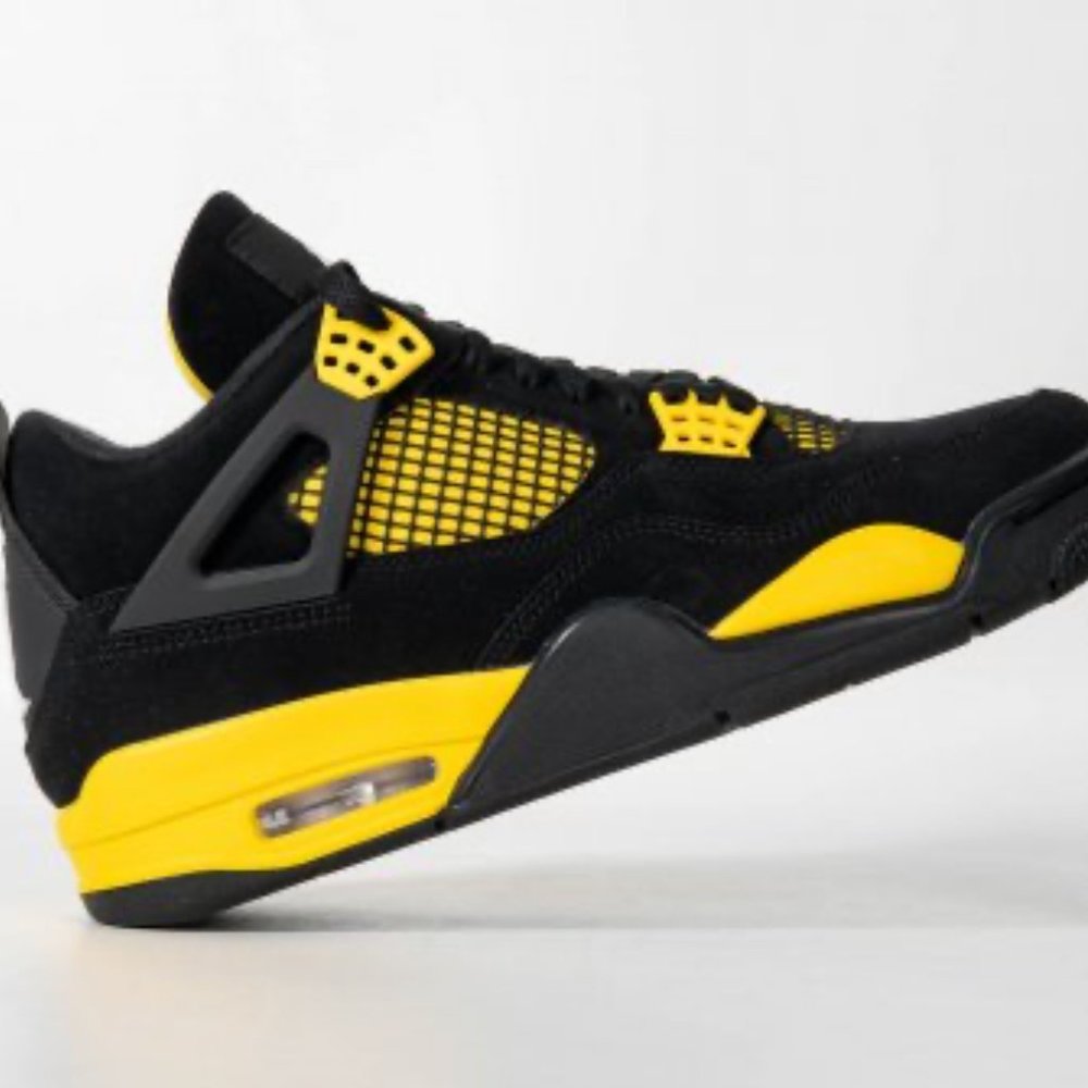 Nike Jordan 4 retro thunder